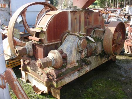 Jaques Roll Crusher