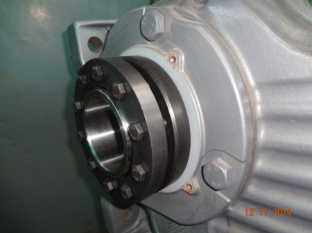 SEW gearbox shaft clamp