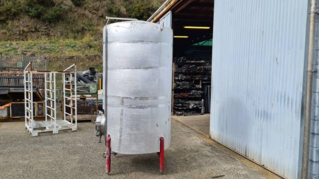 2450 Litre Vertical Stainless Steel Brewery Tank