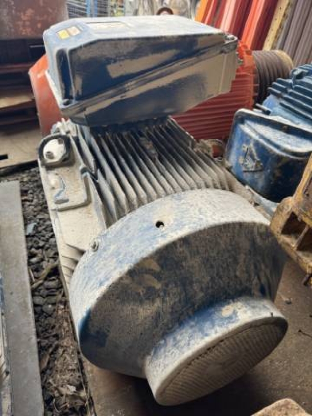 Brook Hansen 110Kw, 1480 RPM, 4 Pole Electric Motor