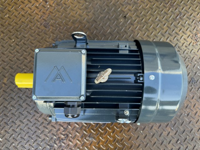 Max Alloy 5.5Kw, 960 RPM, 6 Pole Electric Motor