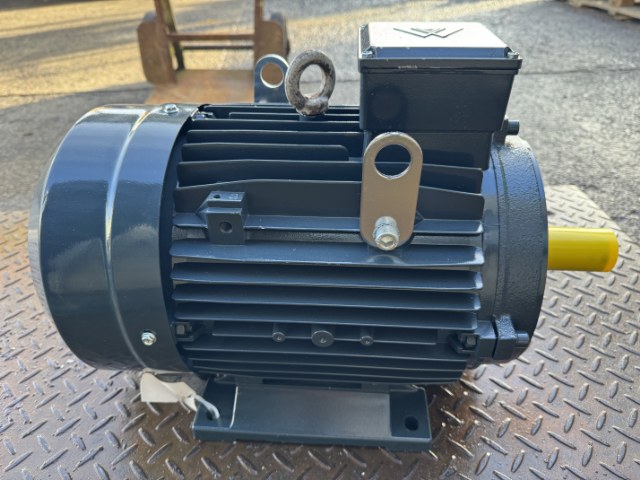 Max Alloy 5.5Kw, 960 RPM, 6 Pole Electric Motor