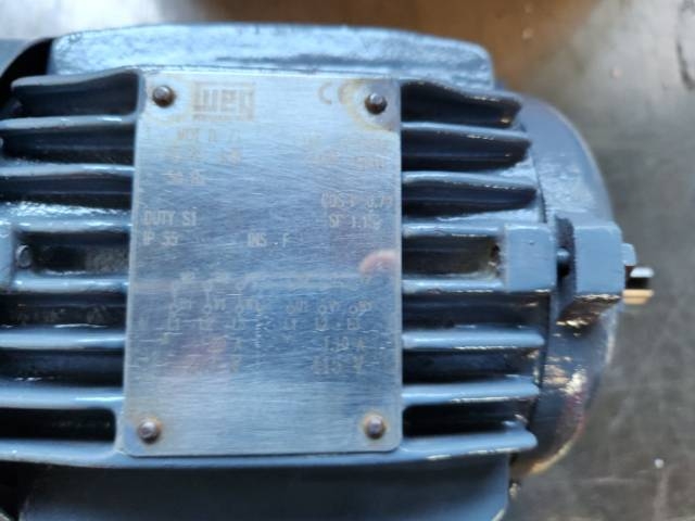 WEG 0.37W, 1400 RPM 4 Pole Electric Motor