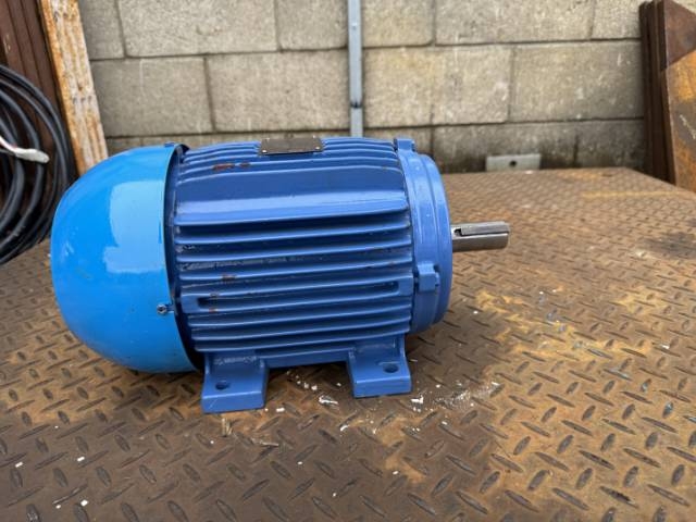 WEG 3Kw, 1400 RPM, 4 Pole Electric Motor