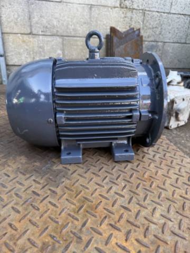 WEG 4Kw, 2880 RPM 2 Pole Electric Motor