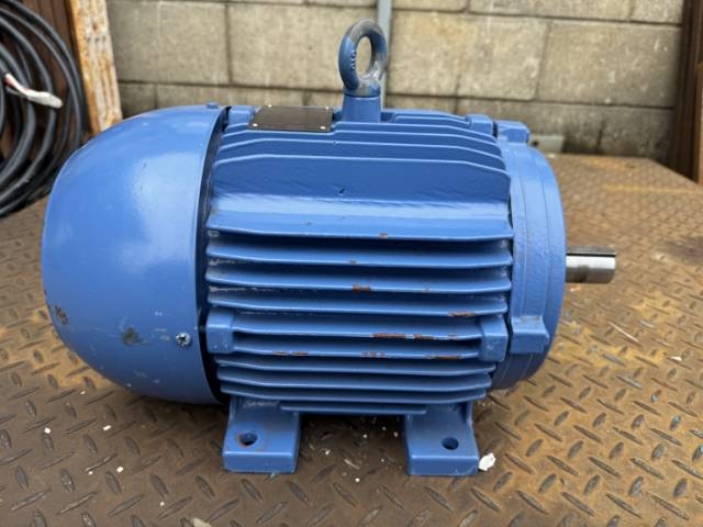WEG 4Kw, 1420 RPM 4 Pole Electric Motor