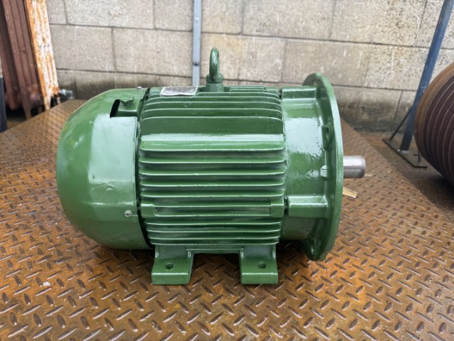 WEG 7.5Kw, 2920 RPM, 2 Pole Electric Motor