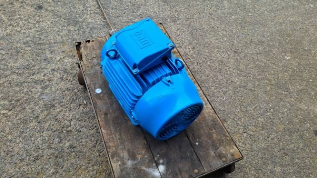 WEG 4Kw, 1440 RPM, 4 Pole Electric Motor