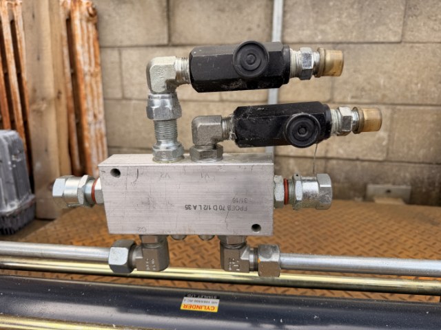Hydraulic Rams