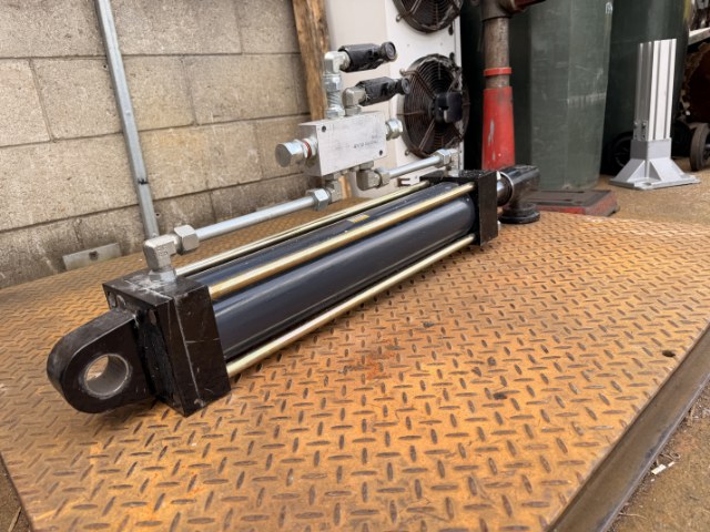 Hydraulic Rams
