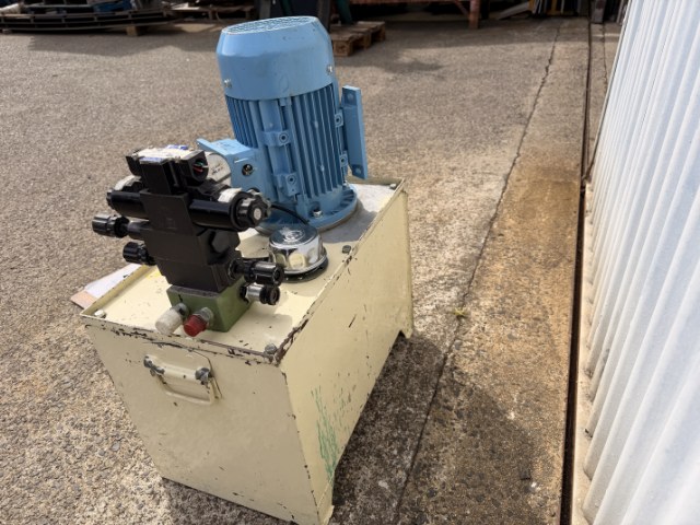 Self Contained 1.5Kw Three Phase Hydraulic Power Pack