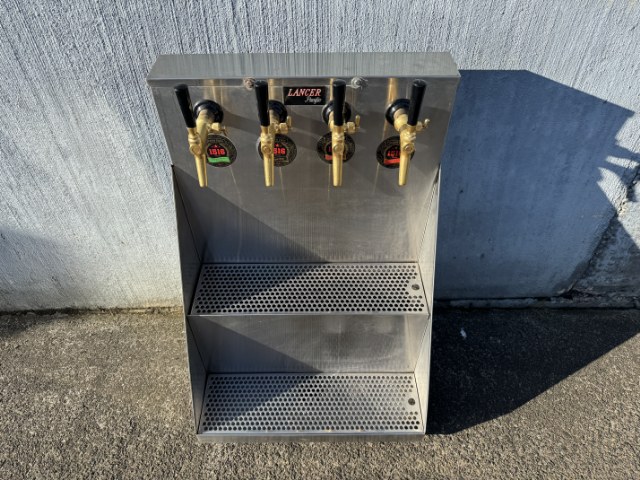 Beer Dispensing/Filling Station