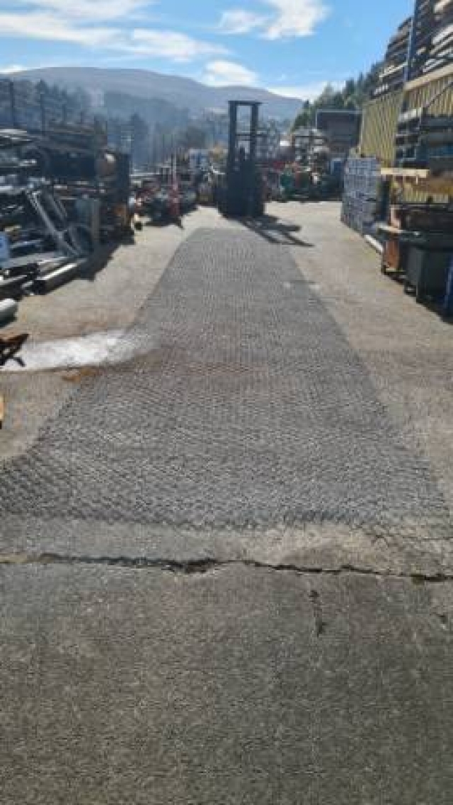 Chain Link Wire Netting 11.8m Long x 1.9m High
