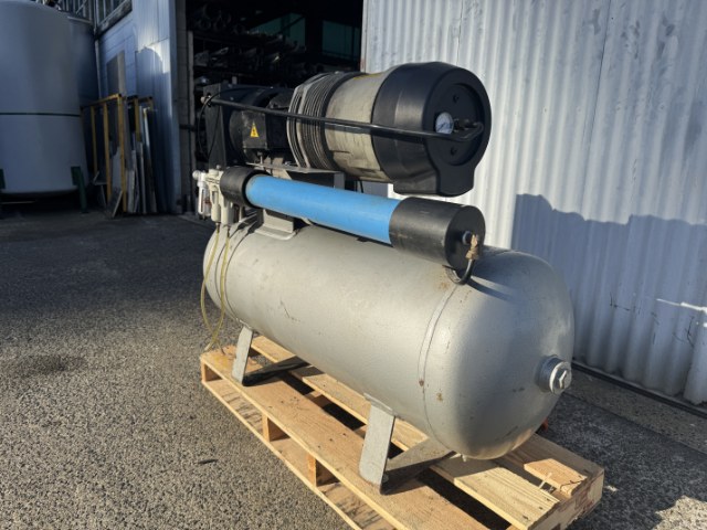 4Kw Hydrovane 504 Air Compressor