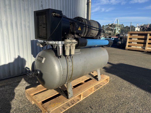 4Kw Hydrovane 504 Air Compressor