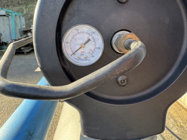 4Kw Hydrovane 504 Air Compressor