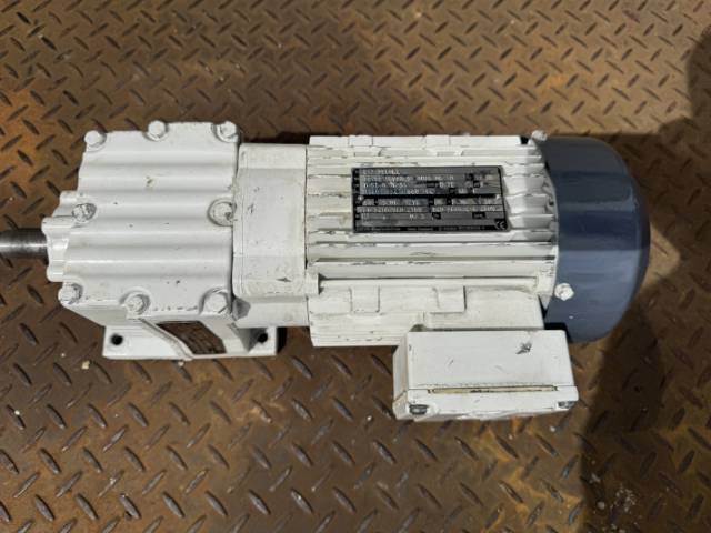 SEW-Eurodriv 0.55Kw, 134 RPM Geared Motor