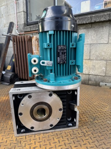 CEG/Penfold 3Kw, 56 RPM Geared Motor