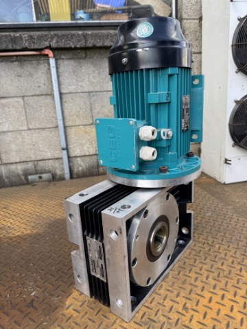 CEG/Penfold 3Kw, 56 RPM Geared Motor