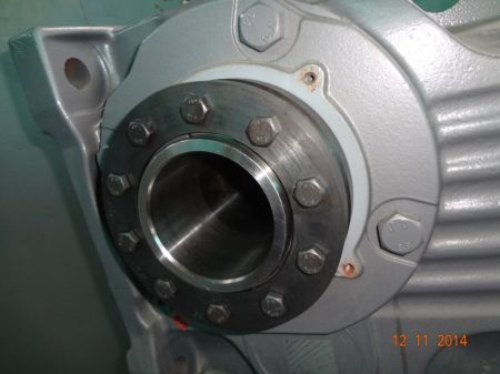 SEW gearbox shaft clamp