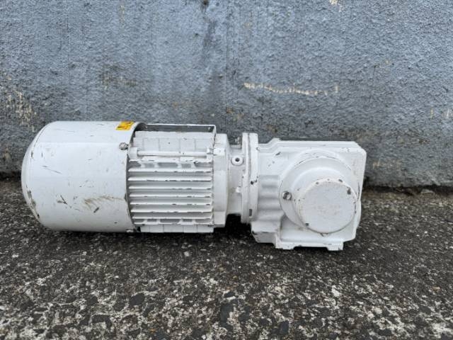 SEW Eurodrive 0.37Kw, 76 RPM Geared Motor