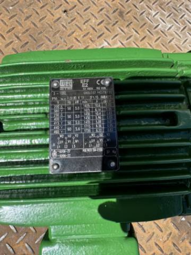 WEG/Clean-Geartech 3Kw, 103 RPM Geared Motor