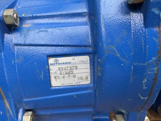 Siemens/Motovario 2.2Kw, 99 RPM Inline Geared Motor