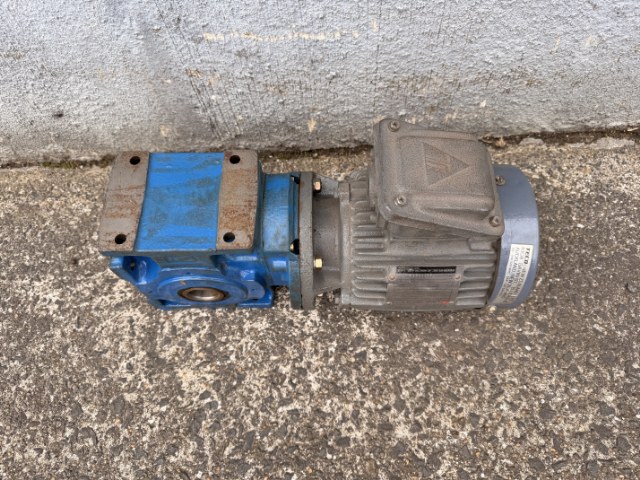 TECO 0.18Kw, 7.65 RPM, Geared Motor