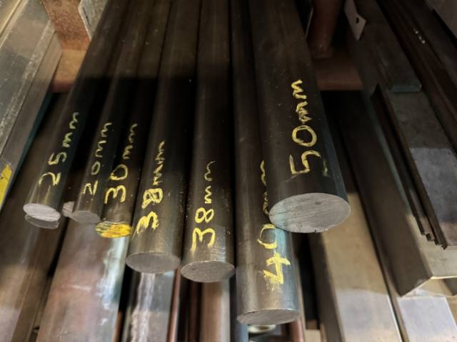 New 25mm 1045 Grade (Medium Tensile) Steel Round Bar