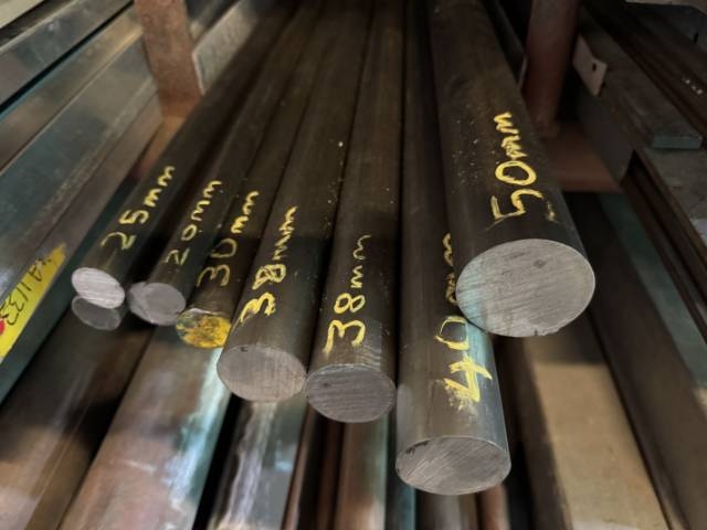 New 30mm 1045 Grade (Medium Tensile) Steel Round Bar
